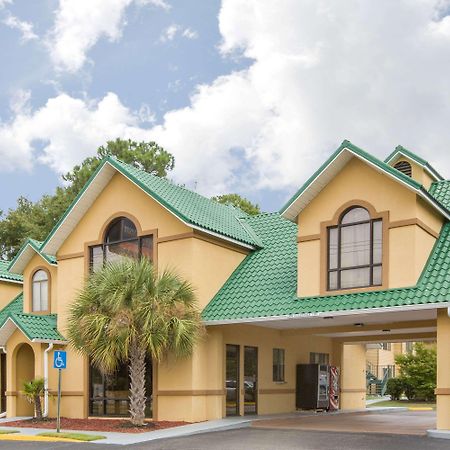 Howard Johnson By Wyndham Dothan Esterno foto