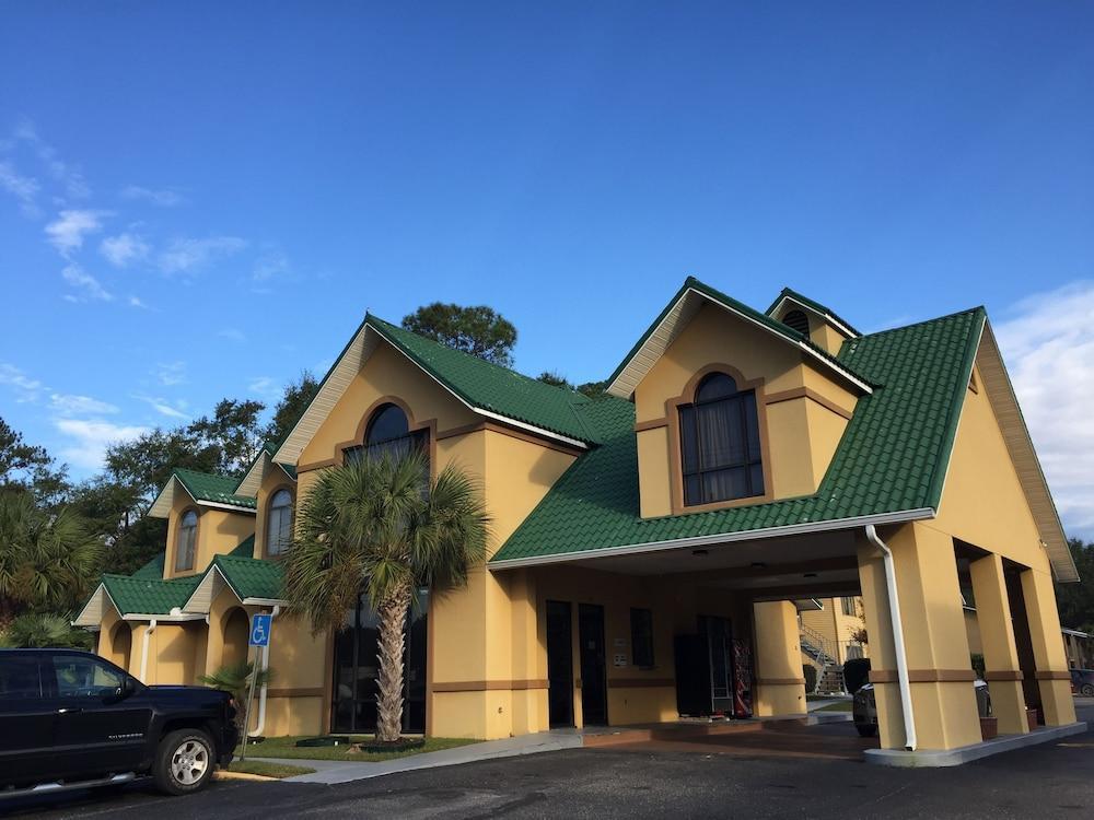 Howard Johnson By Wyndham Dothan Esterno foto
